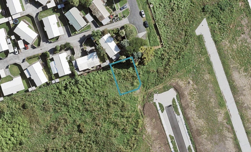 77 Karikari Crescent, Takanini, Auckland - Carousel 1
