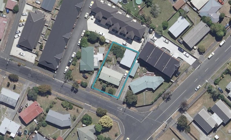 27 Vesty Avenue, Hillcrest, Hamilton - Carousel 1