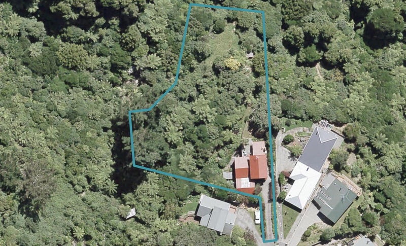 37 Foster Crescent, Belmont, Lower Hutt - Carousel 1