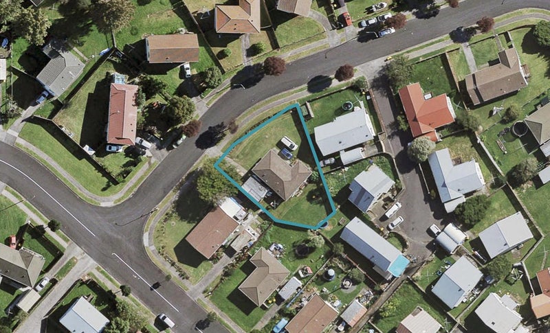 3 Azalea Place, Wiri, Auckland - Carousel 1