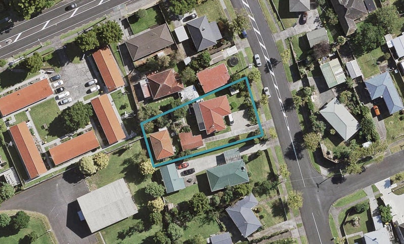 1 Fleming Street, Manurewa East, Auckland - Carousel 1