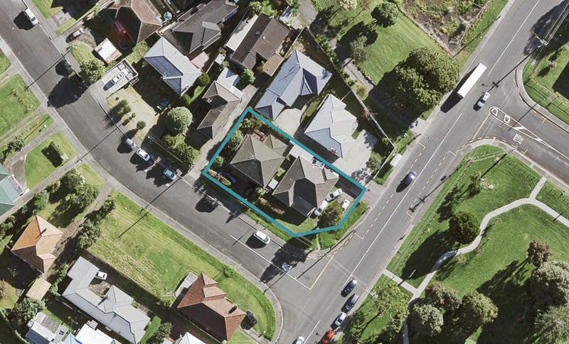 129 May Road, Mount Roskill, Auckland - Carousel 1