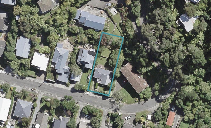 23 Woodvale Grove, Fairfield, Lower Hutt - Carousel 1