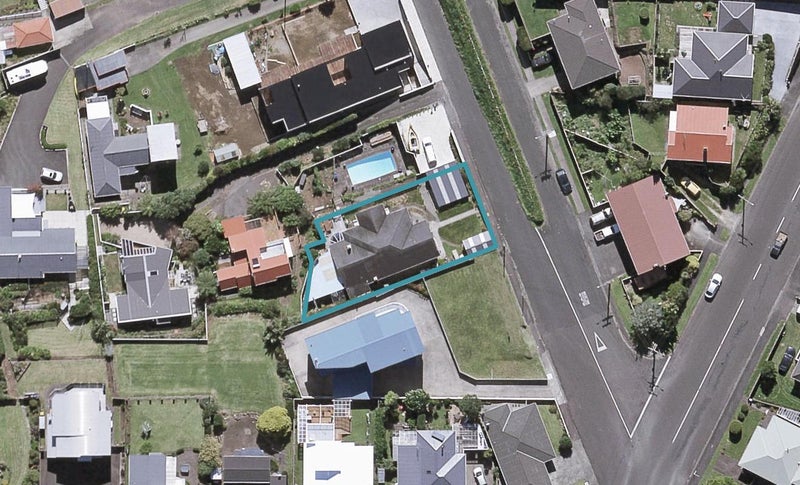 34 Bayly Road, Moturoa, New Plymouth - Carousel 1