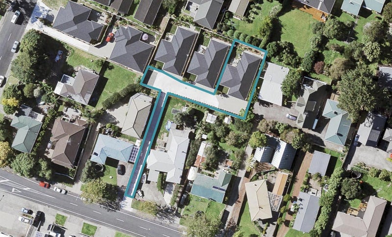 63 Rodney Street, Howick, Auckland - Carousel 1