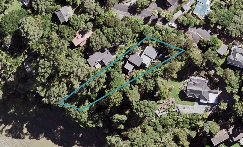 53 Arapito Road, Titirangi, Auckland - Carousel 1