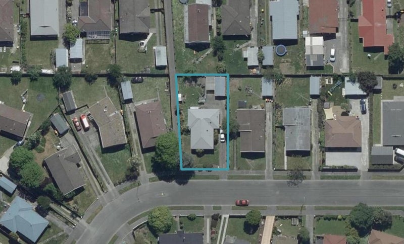 11 La Perouse Place, Northcote, Christchurch - Carousel 1