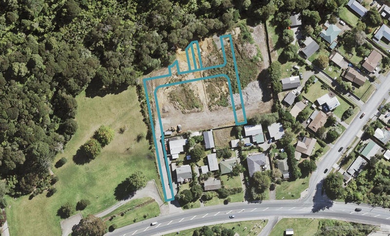 5 Tupu Place, Swanson, Auckland - Carousel 1
