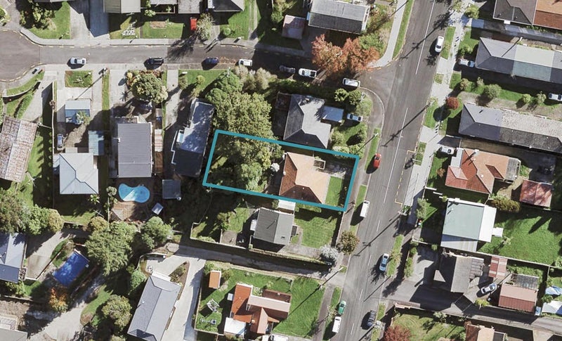 35 Bollard Avenue, New Windsor, Auckland - Carousel 1