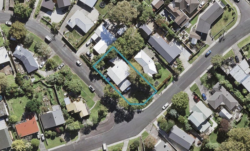 1 Orion Place, Hillcrest, Auckland - Carousel 1