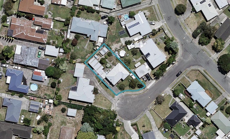1 Watters Place, Onekawa, Napier - Carousel 1