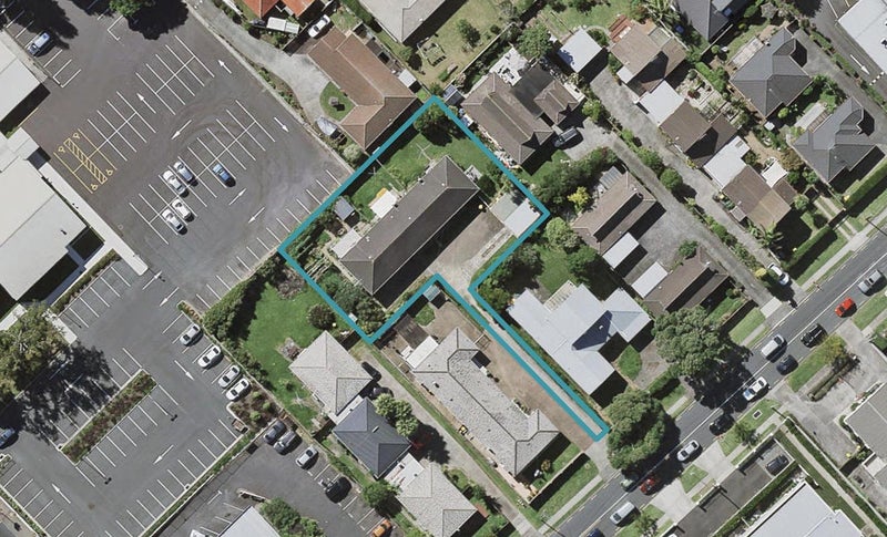 3/63 Killarney Street, Takapuna, Auckland - Carousel 1