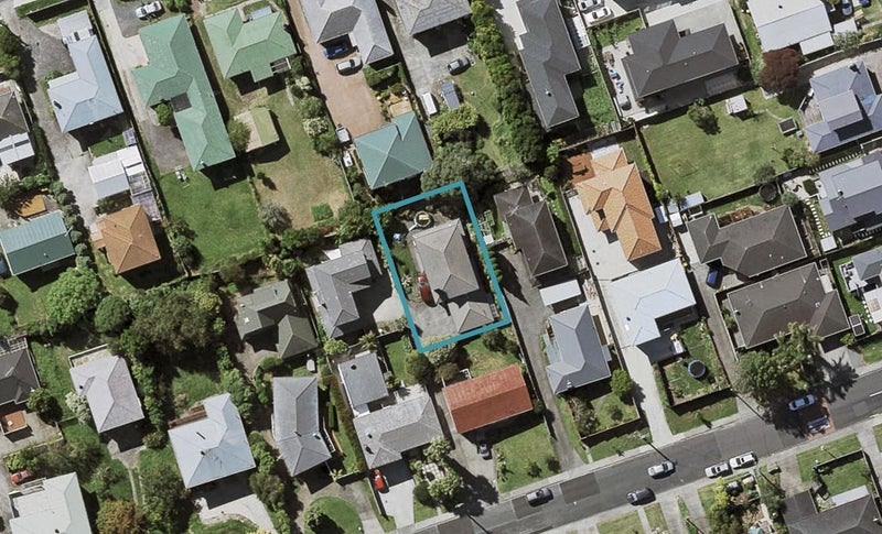 7A Bond Crescent, Forrest Hill, Auckland - Carousel 1