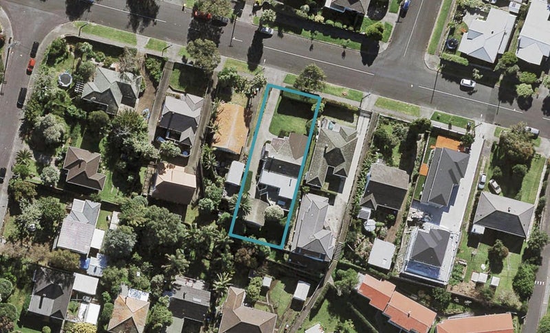 138 Landscape Road, Mount Eden, Auckland - Carousel 1