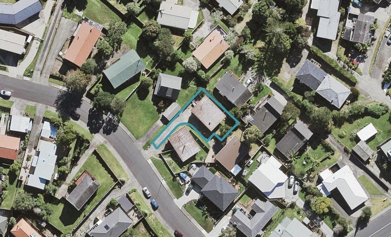 1B Anne McLean Drive, Bayview, Auckland - Carousel 1