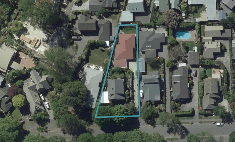 1/10 Thorrington Road, Cashmere, Christchurch - Carousel 1