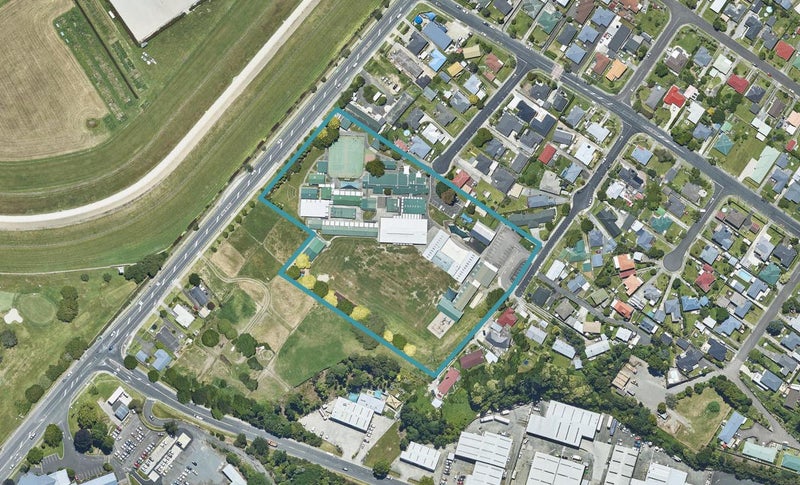 13 Lumsden Street, Greerton, Tauranga - Carousel 1