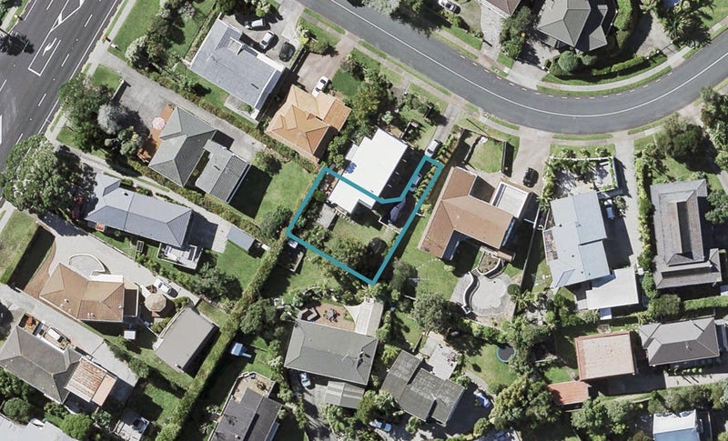 2A Amante Crescent, Mairangi Bay, Auckland - Carousel 1
