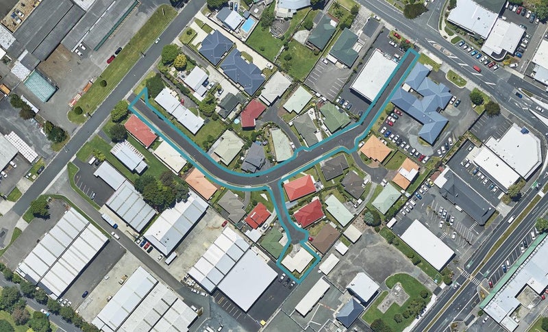 14 Racecourse Way, Gate Pa, Tauranga - Carousel 1