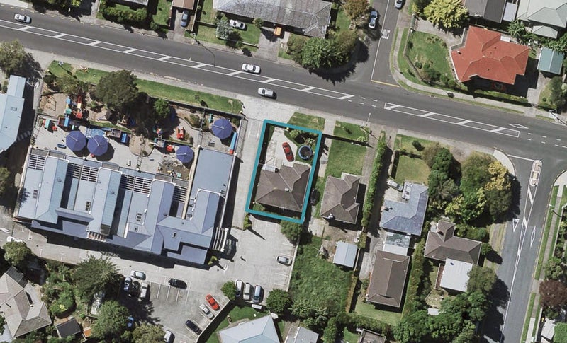 75 Reeves Road, Pakuranga, Auckland - Carousel 1