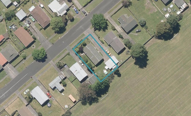 22 Wembley Place, Whanganui East, Whanganui - Carousel 1