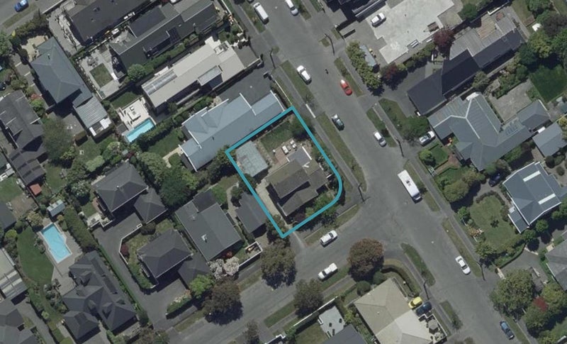16 St Andrews Square, Strowan, Christchurch - Carousel 1