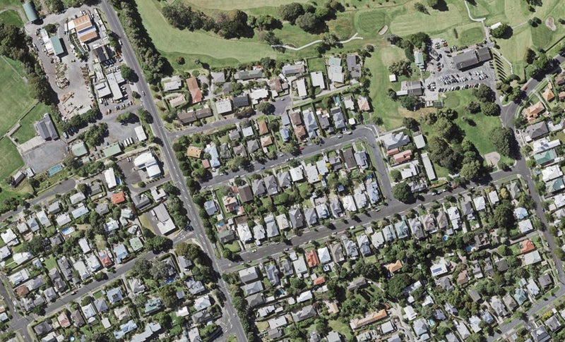 13 Empire Road, Devonport, Auckland - Carousel 1