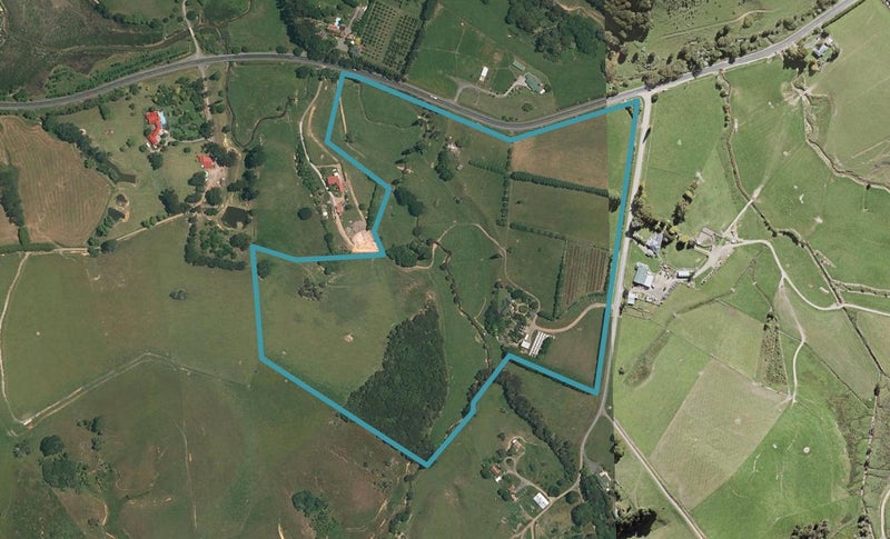 1041 Clevedon Kawakawa Road, KAWAKAWA BAY, PAPAKURA - Carousel 1