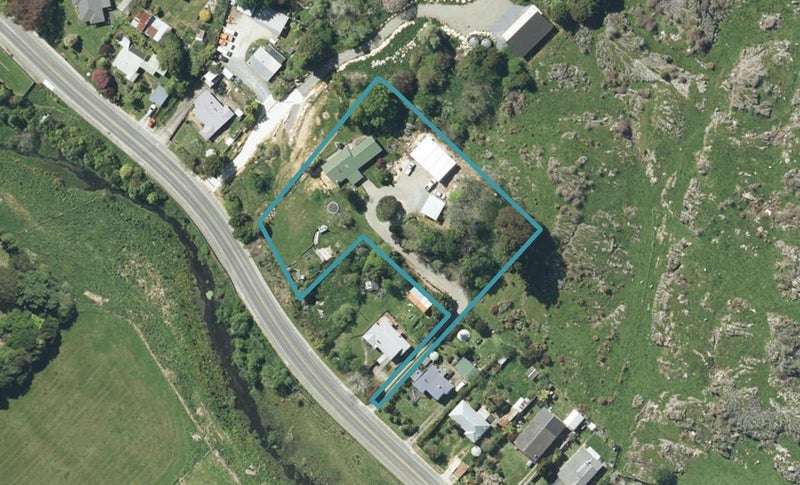 25 Abel Tasman Drive, Takaka, Takaka - Carousel 1