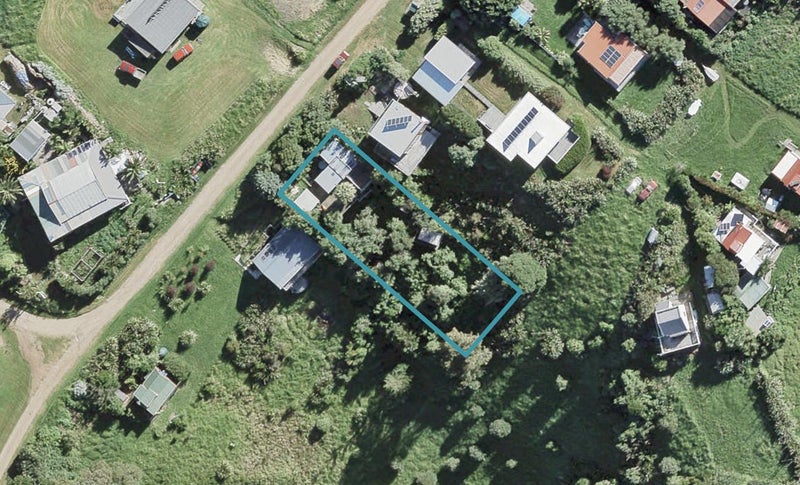 35 Ocean View Crescent, Rakino Island, Auckland - Carousel 1