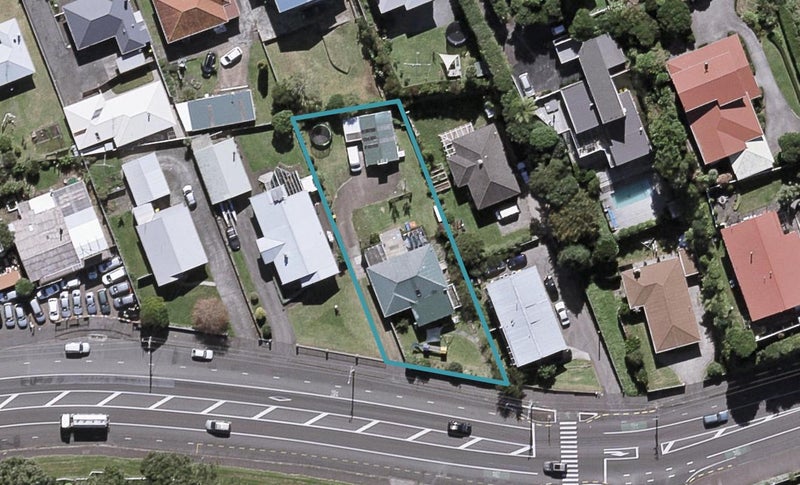 392 Saint Aubyn Street, Lynmouth, New Plymouth - Carousel 1