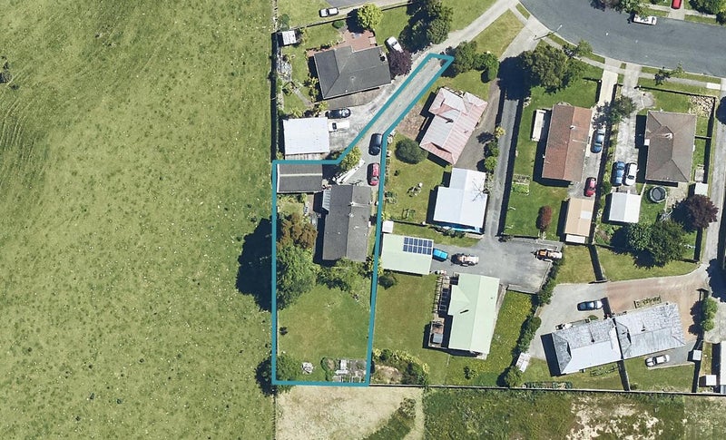 20 Sunline Place, Ngongotaha, Rotorua - Carousel 1