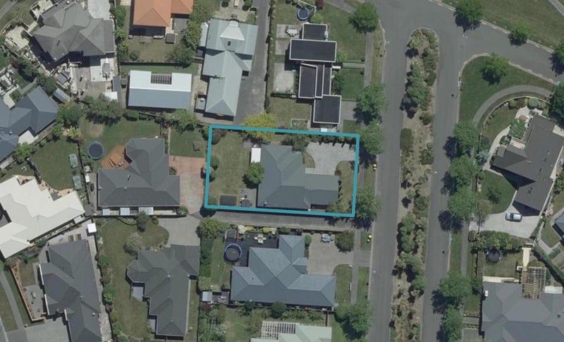 39 Riverwood Boulevard, Redwood, Christchurch - Carousel 1