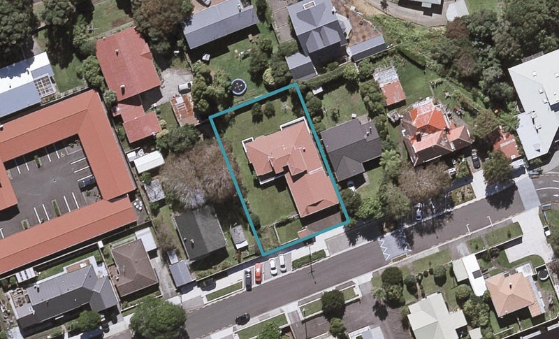 9 Bell Street, Welbourn, New Plymouth - Carousel 1