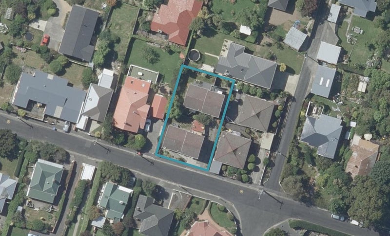 16 Picardy Street, Maryhill, Dunedin - Carousel 1