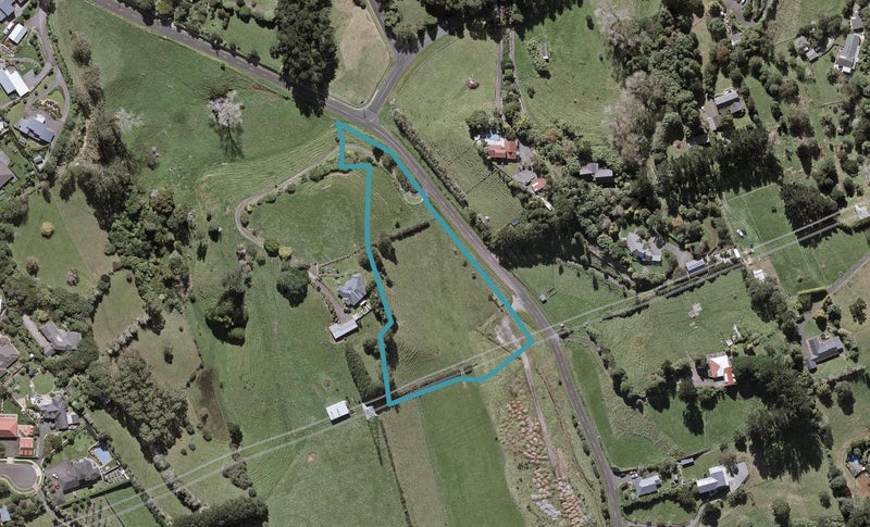 84 Veale Road, Ridgewood, New Plymouth - Carousel 1