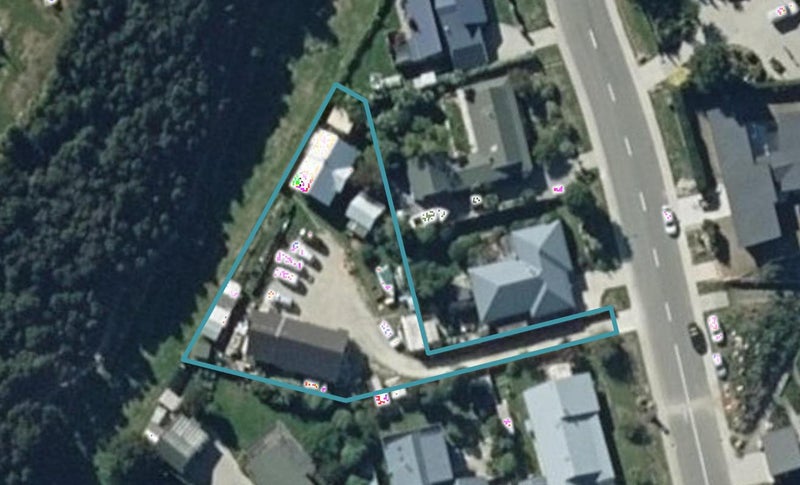 81 Lagoon Avenue, Albert Town, Wanaka - Carousel 1
