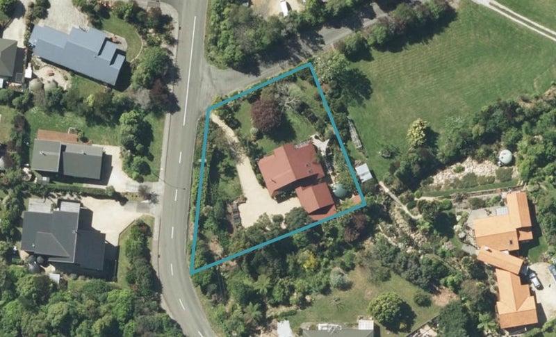 17 Richmond Road, Pohara - Carousel 1