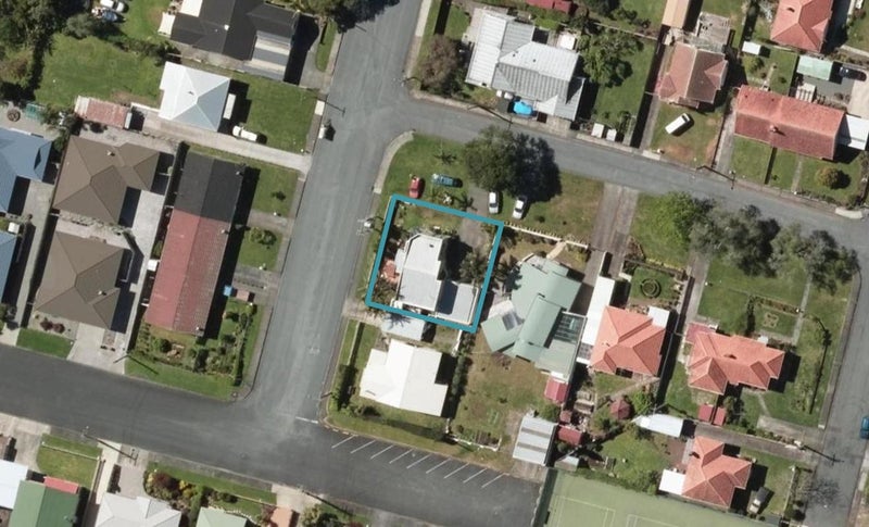 4 Wairere Avenue, Kensington, Whangarei - Carousel 1