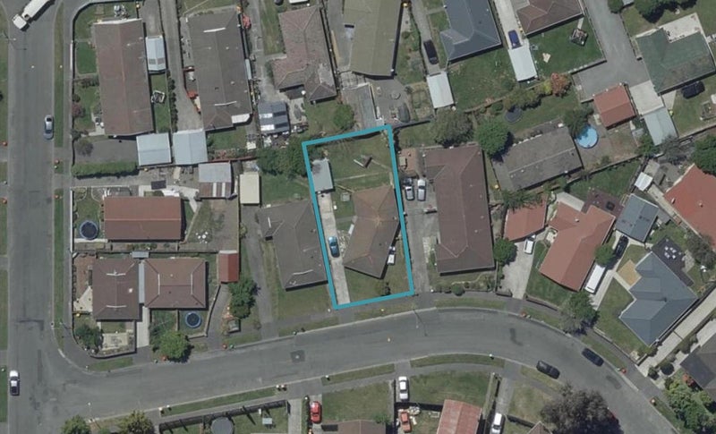 64 Kawau Crescent, Bromley, Christchurch - Carousel 1