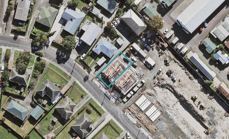 34 Tonar Street, Northcote, Auckland - Carousel 1