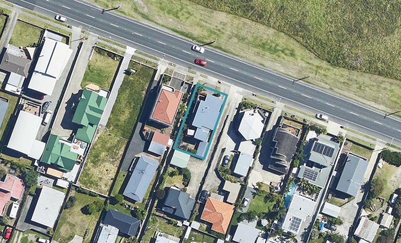 798A Papamoa Beach Road, Papamoa Beach, Papamoa - Carousel 1