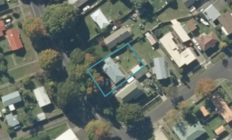 42 Te Rangitautahanga Road, Turangi - Carousel 1