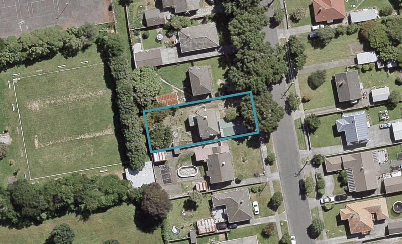 37 Molesworth Street, Taita, Lower Hutt - Carousel 1