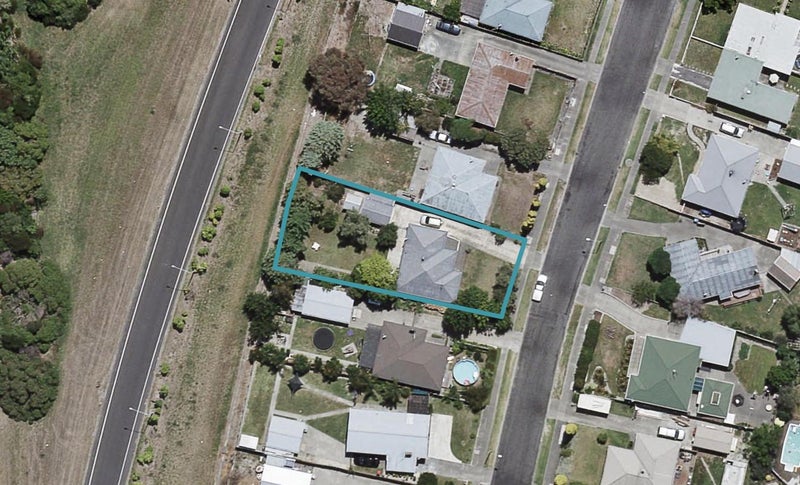 72 Clarence Cox Crescent, Pirimai, Napier - Carousel 1