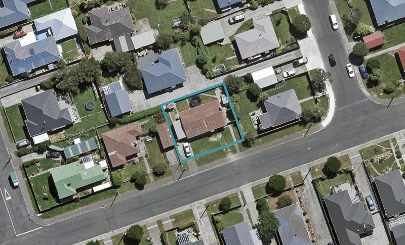 142 West Street, Hawthorndale, Invercargill - Carousel 1