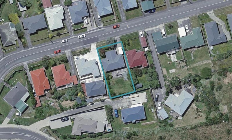 10 Kenmore Street, Newlands, Wellington - Carousel 1