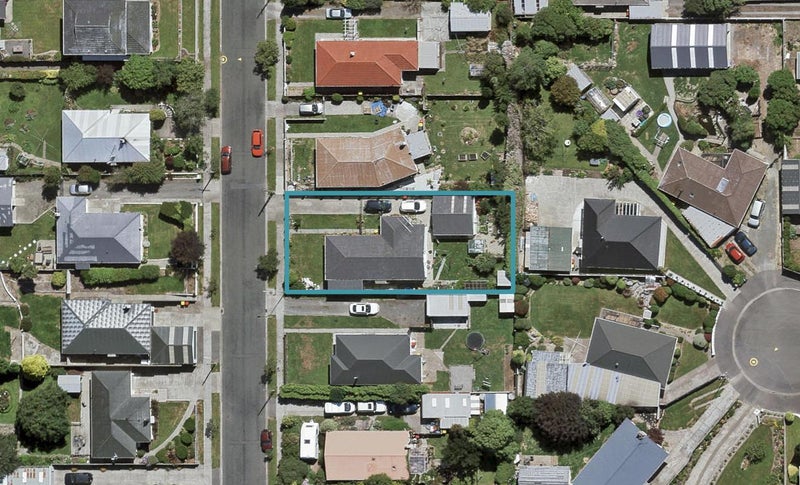 25 Kowhai Avenue, Hargest, Invercargill - Carousel 1