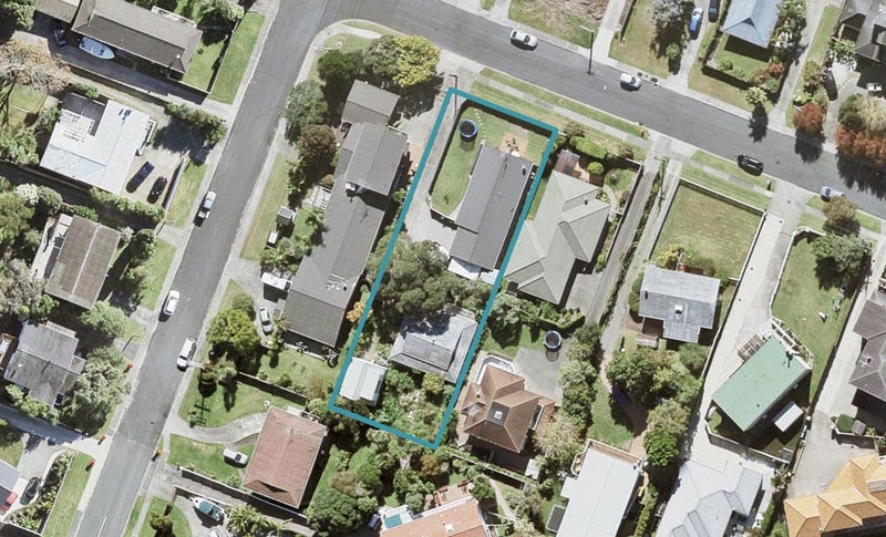 1/28 LAW ST, Torby , Auckland - Carousel 1