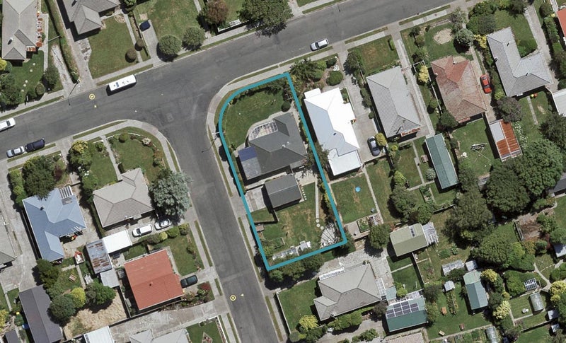 49 Adamson Crescent, Glengarry, Invercargill - Carousel 1